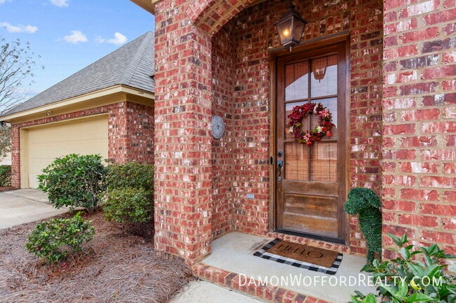 Building Photo - 103 Kempen Ln