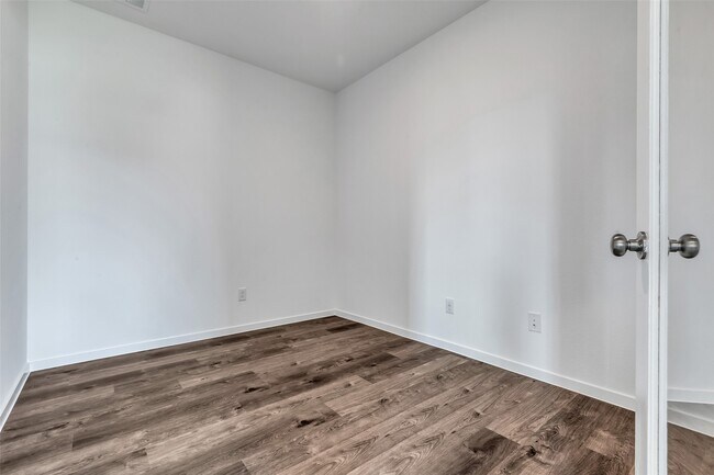 Building Photo - 24664 Monarch Forest Dr