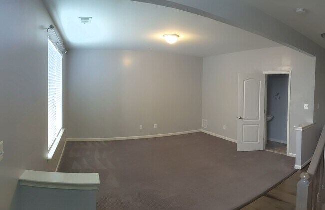 Habitación adicional - 7926 Quidditch Ln