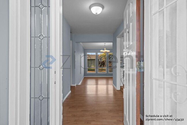 Foto del edificio - 6404 E Woodward Ave