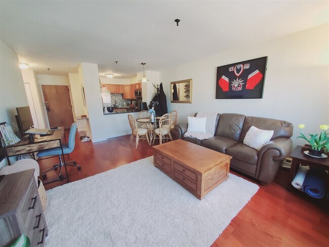 Foto del edificio - 51 Schuyler Avenue Apt #7, Stamford, CT 06...