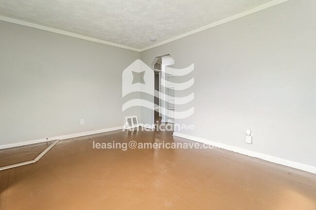 Building Photo - 8486 Heyden St