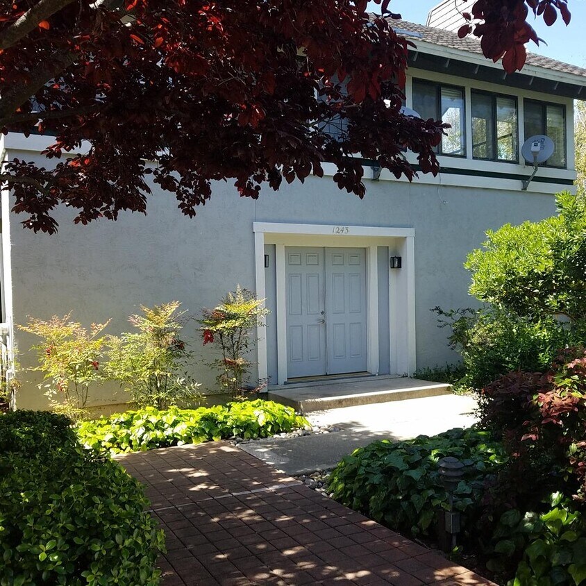 Foto principal - 1243 Moonsail Ln