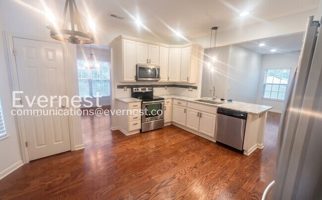 Foto del edificio - 1084 Ashcraft Ave
