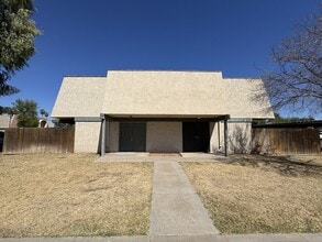 Building Photo - 6078 W Golden Ln