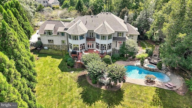 Photo - 9864 Walker Glen Ct House