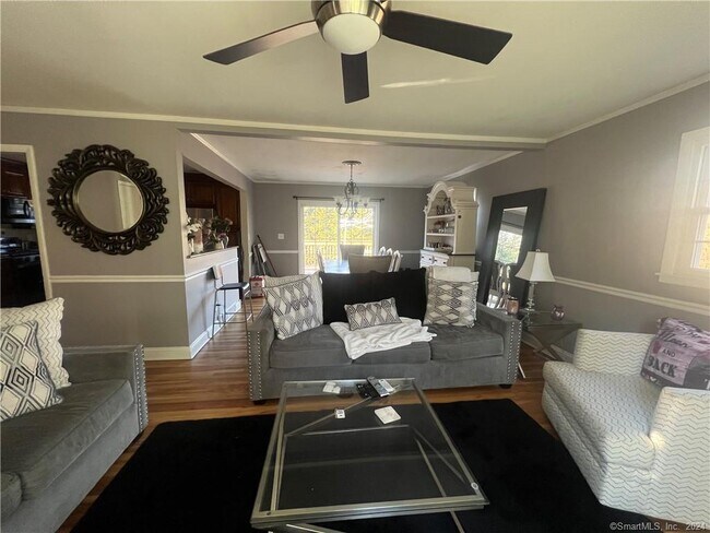 Foto del edificio - 156 Twin Brook Terrace