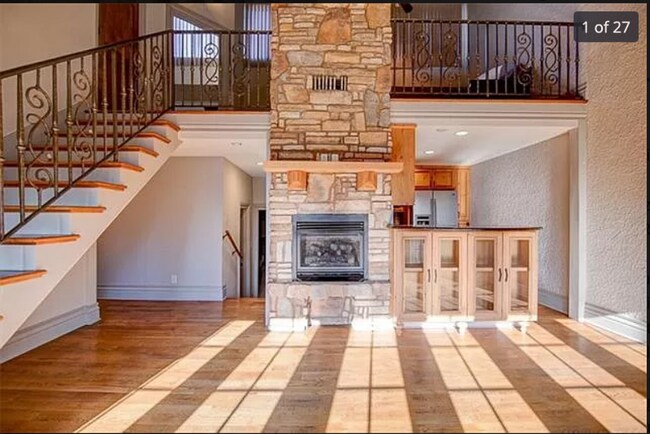 Foto del edificio - 1111 W 46th St