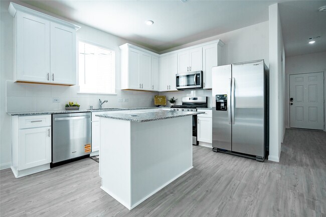 Foto del edificio - 23902 Tillage Ln