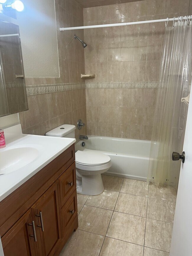 Foto del edificio - 2 Bedroom 2 Bathroom in Winter Haven