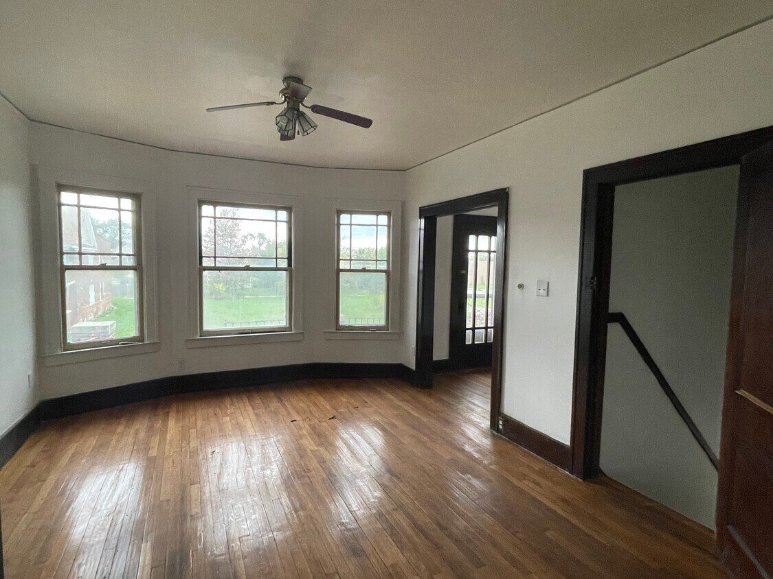 Foto principal - 646 Hague St