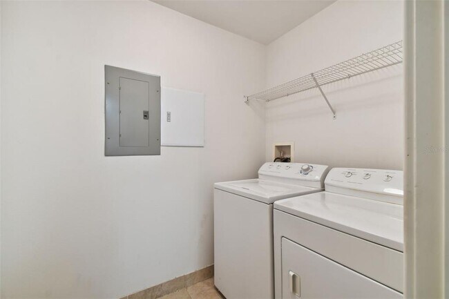 Foto del edificio - 1108 N Franklin St
