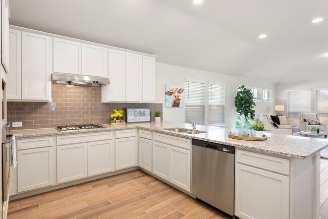 Foto del edificio - 223 Trailside Ln