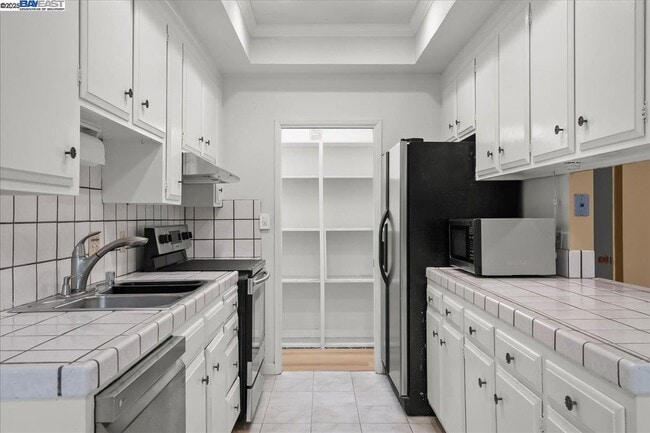 Foto del edificio - 1043 Bonner Ave