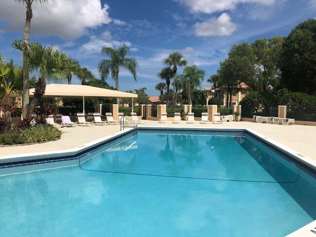 Building Photo - PGA National Beautiful 2 Bedroom 3 Bath Co...