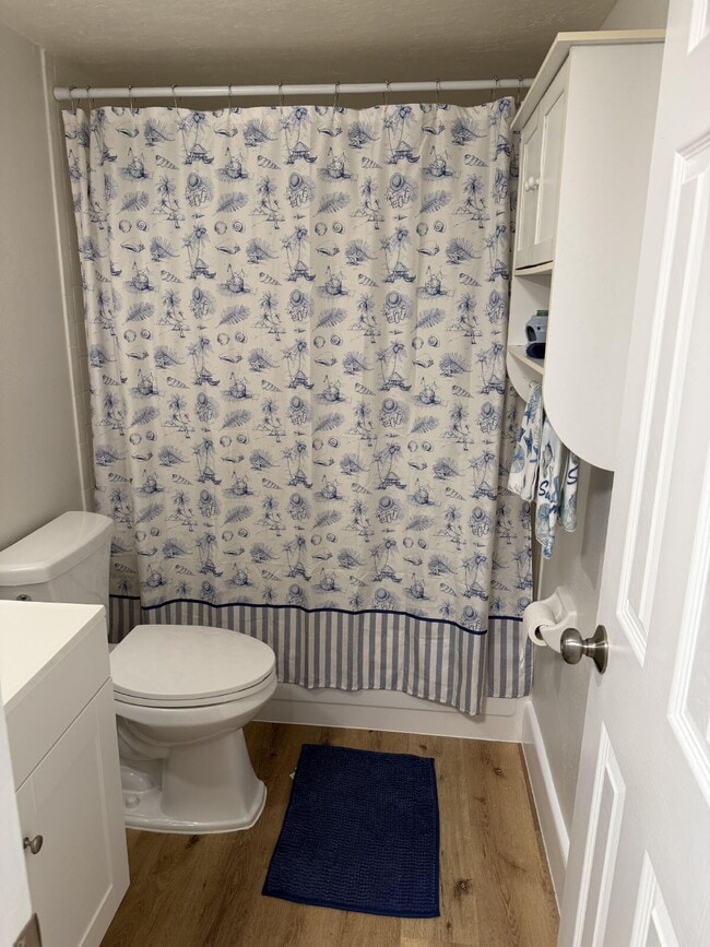 Photo - BEAUTIFULLY UPDATED CONDO POOL VIEW PERFECT LOCATION