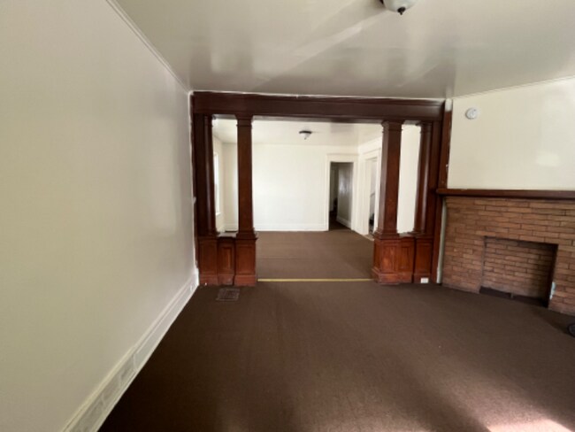 Foto del edificio - 38 Goulding Ave