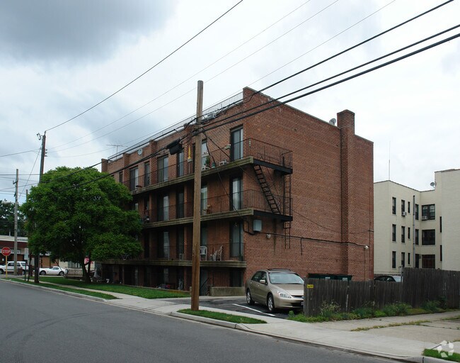 Fairfield Terrace At Lynbrook Village Rentals Lynbrook, NY