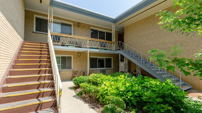 Foto del edificio - 135 S Kenilworth Ave