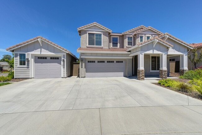 Foto del edificio - 3 bedroom SOLAR Home in Rocklin Gated Comm...