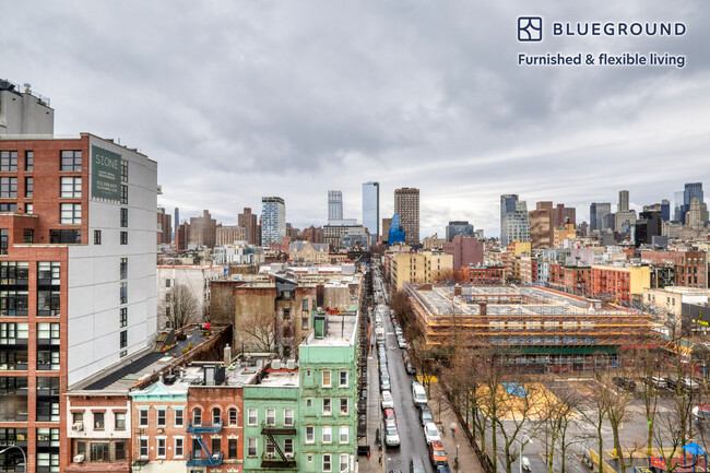 Foto del edificio - 250 E Houston St