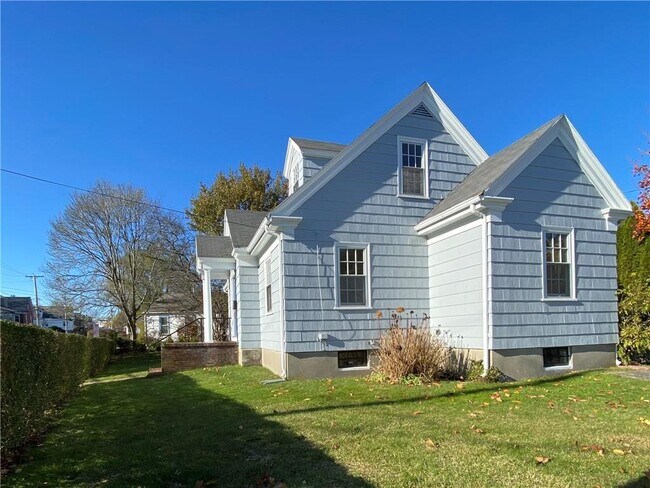 Building Photo - 52 Bliss Rd