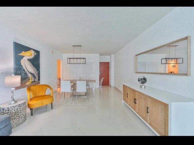 Foto del edificio - 4001 S Ocean Dr