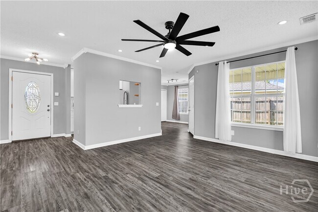 Building Photo - 39 Cordage Cir