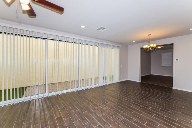 Foto del edificio - 29267 N 122nd Ln