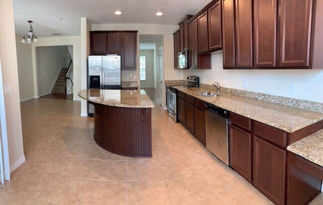 Foto del edificio - 3-story, 3/3.5, updated, townhome in the h...
