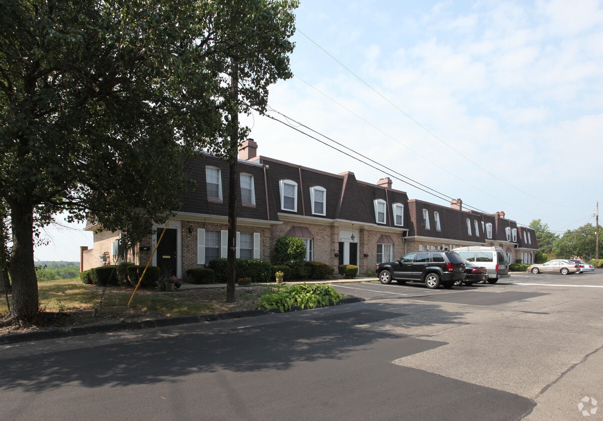 Versailles Village Apartments Cincinnati, OH