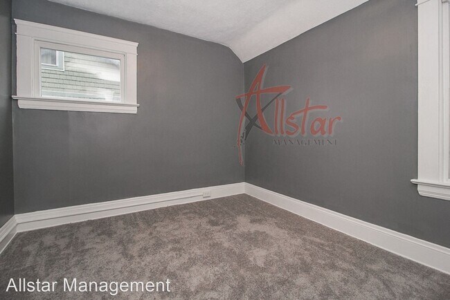 Building Photo - 4 br, 1 bath House - 13202 Hazelwood Avenue