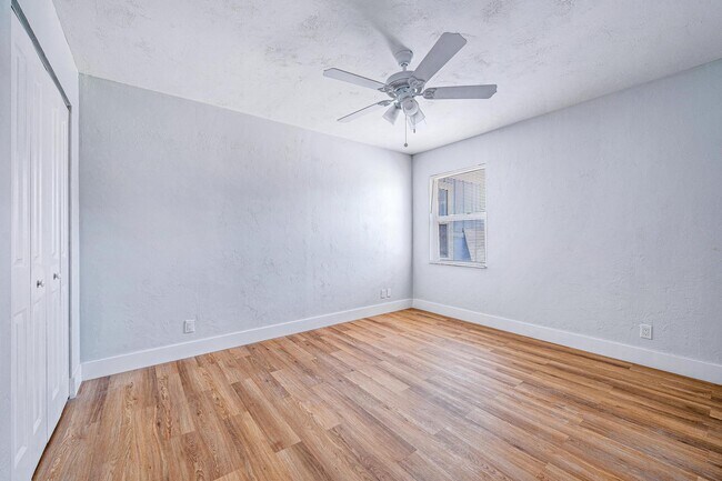 Foto del edificio - 6259 Kendrick St