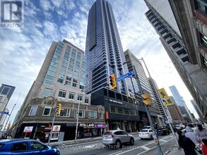 Building Photo - 395-1395 Bloor St E