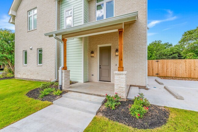 Foto del edificio - New Build 4 Bed, 4.5 Bath Home in Eastgate...