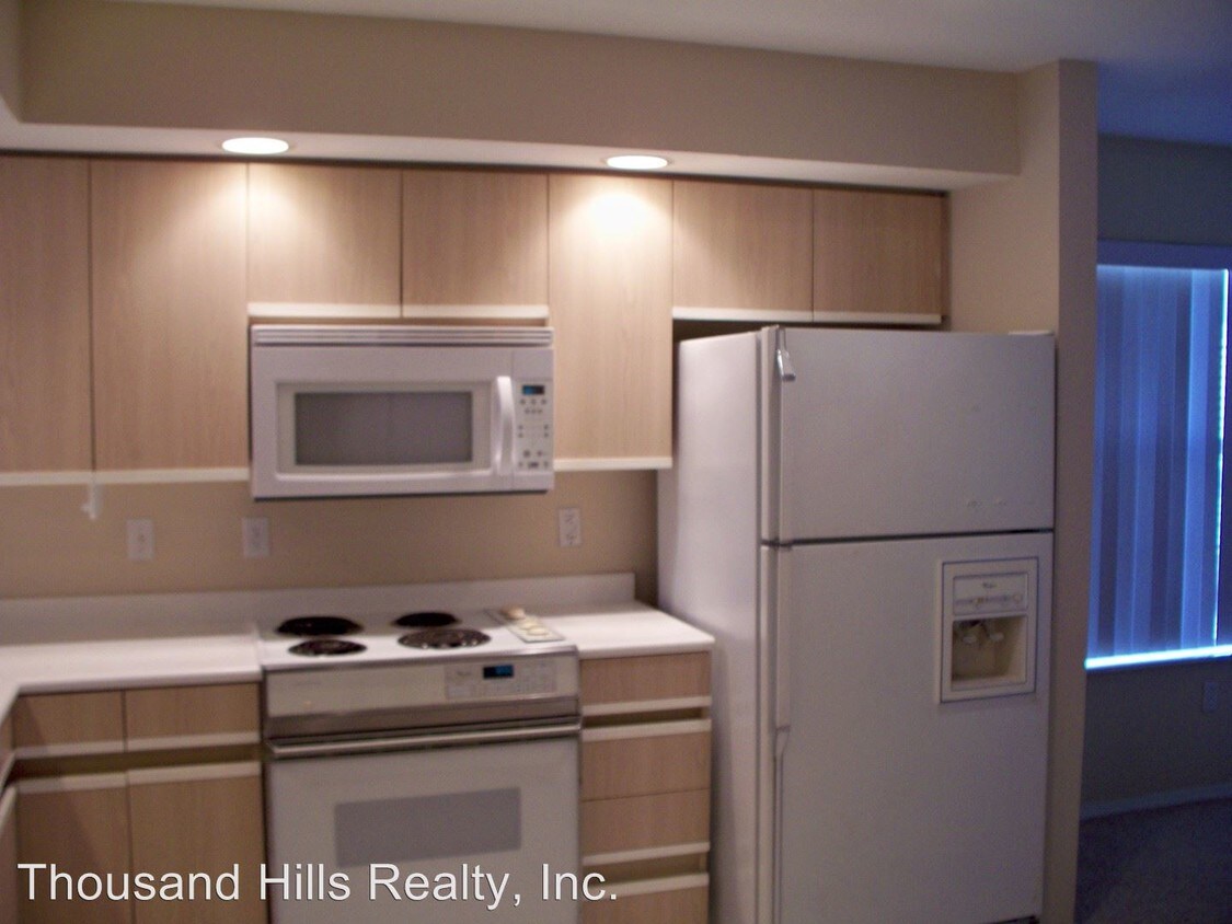 Building Photo - 2 br, 2 bath House - 260 Meadow Ridge #4