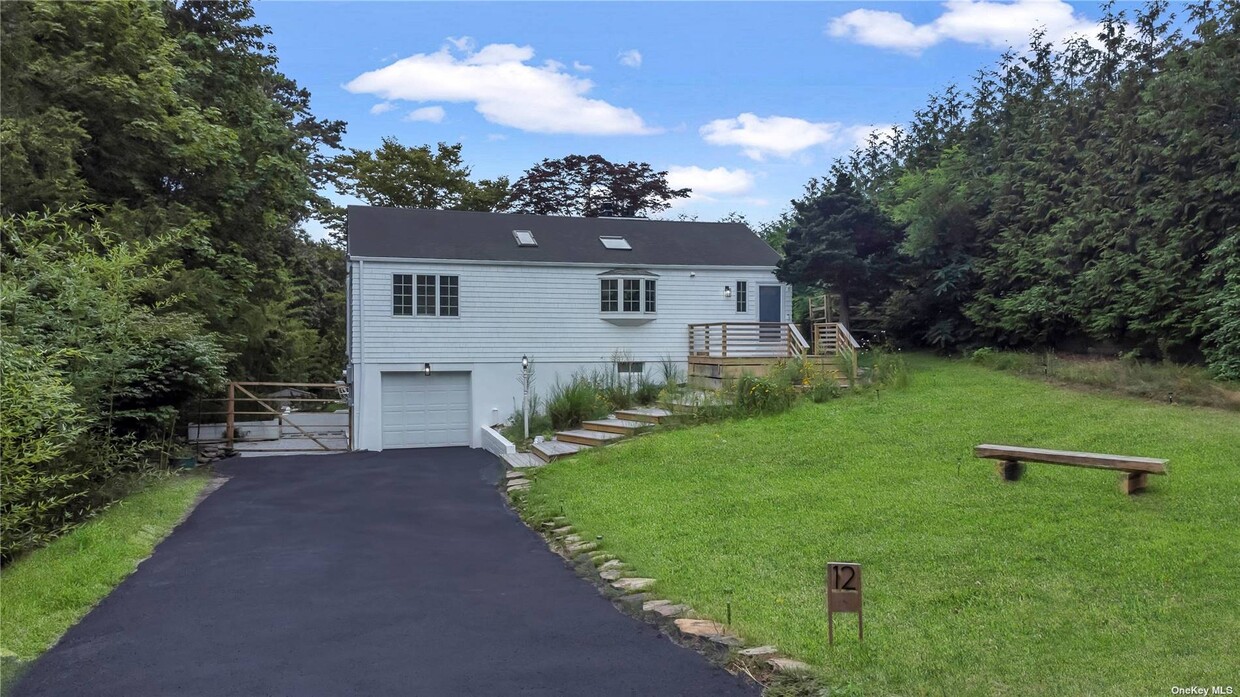 12 Ridge Ln, Hampton Bays, NY 11946 House Rental in Hampton Bays, NY