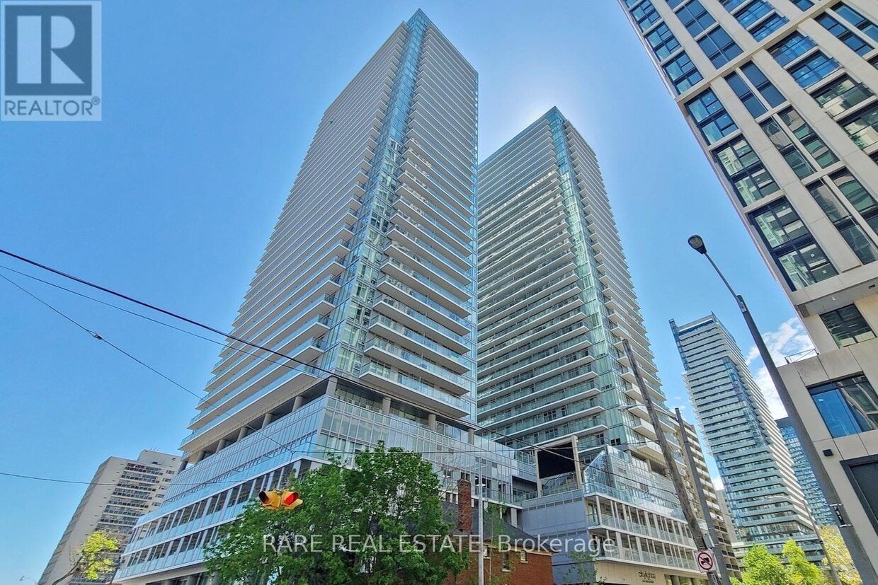 Photo principale - 195-1195 Redpath Ave