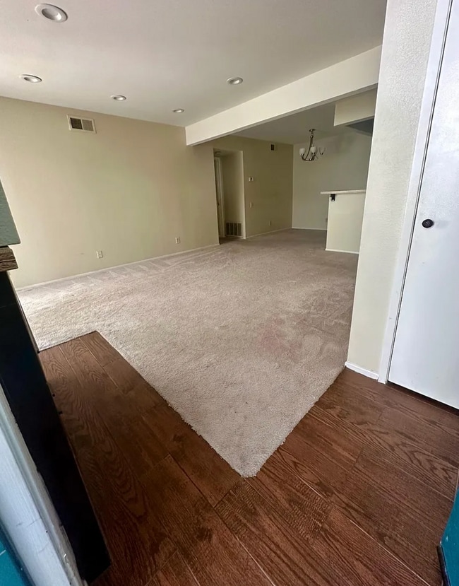 Foto del edificio - 2491 Chandler Ave