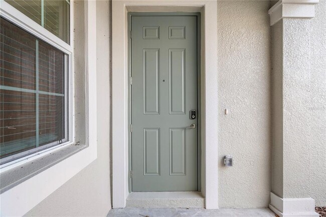 Foto del edificio - 18170 Pleasantview Blvd