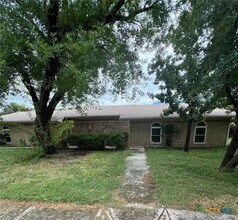 Building Photo - 1600 Halbert St