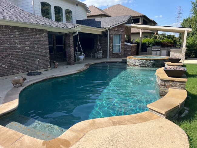 Foto del edificio - 21103 Kelliwood Arbor Ln