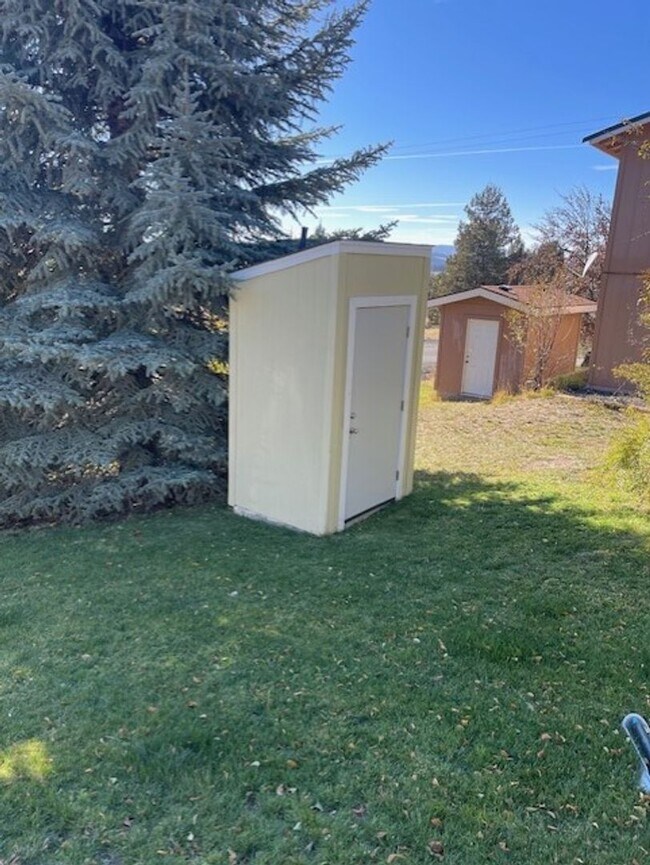 Foto del edificio - Beautiful 3 Bed 1 Bath in Bonanza