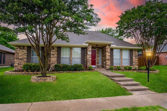 Foto del edificio - 4325 Crystal Ln