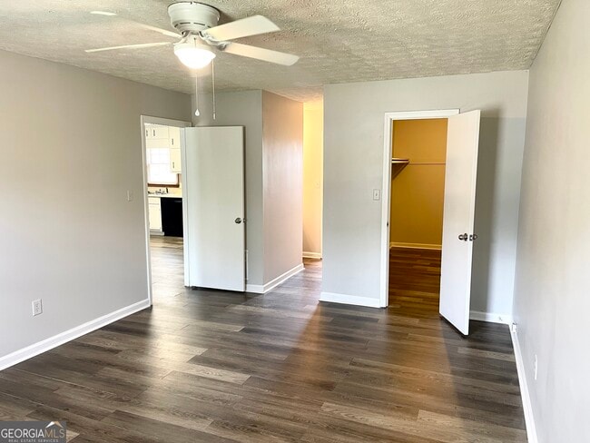 Building Photo - 116 Fairhaven Ct