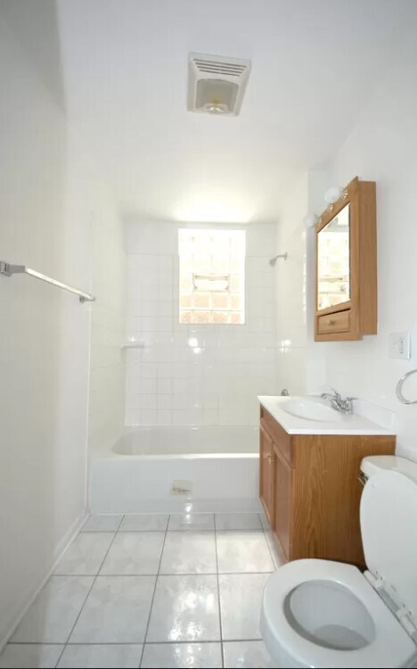 Foto del edificio - 4540 S Lowe Ave