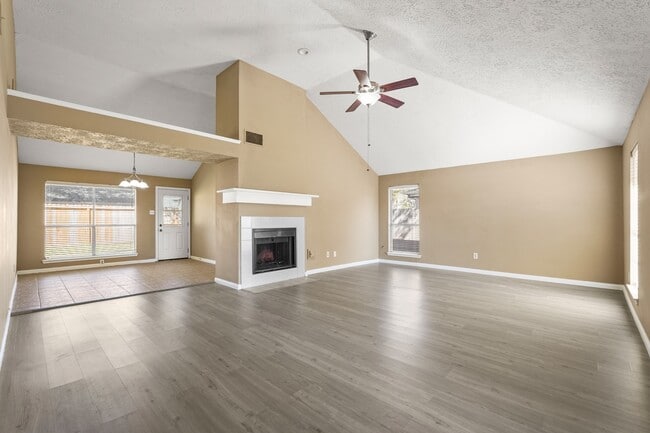 Building Photo - 4411 Leyland Dr