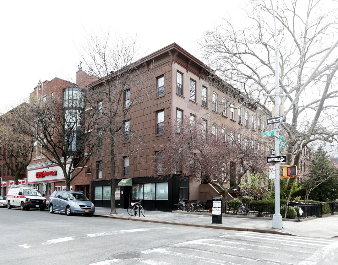Primary Photo - 401-403 Court St
