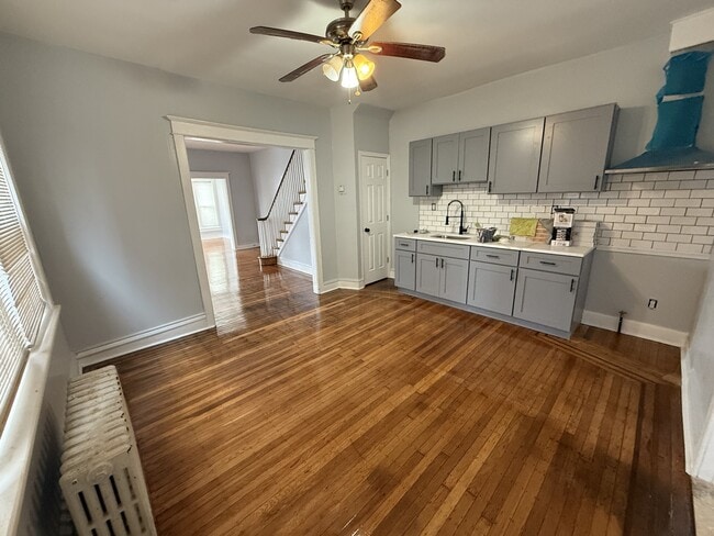 Foto del edificio - 1243 Magnolia Ave