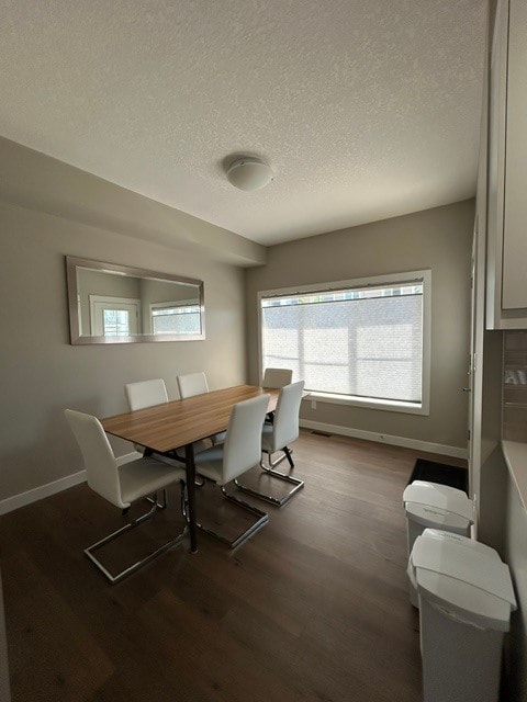 Building Photo - 530 Cranford Dr SE